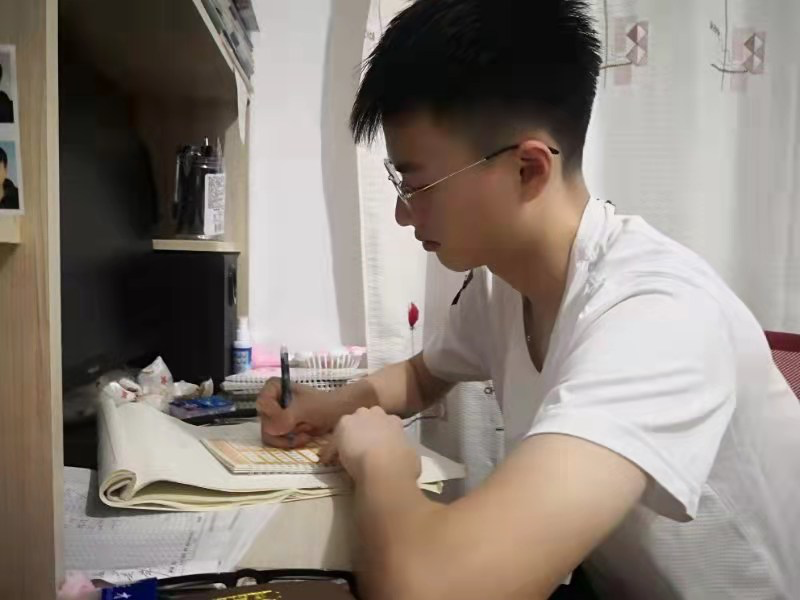 “終身難忘！”中南財(cái)大小哥哥在這里寫下千字長文還給了高考生3個(gè)小妙招