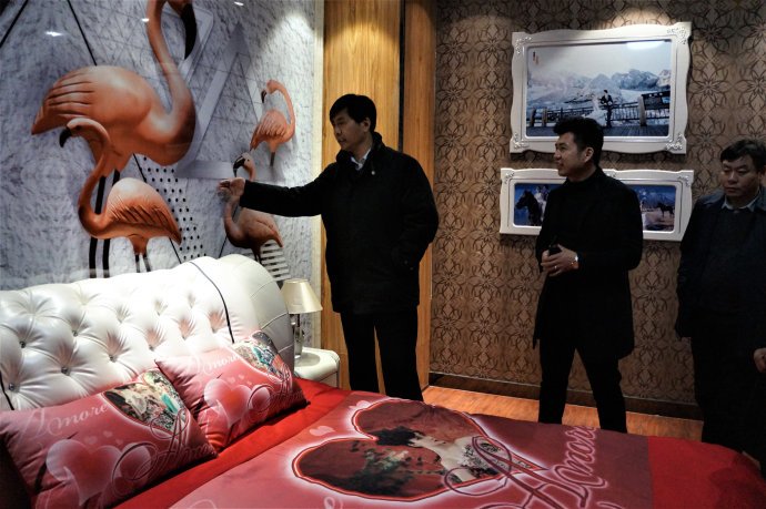商丘市梁園區(qū)領導對河南高科創(chuàng)新科技有限公司進行工作調研
