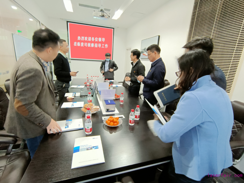 廈門市副市長(zhǎng)黃曉舟一行蒞臨南光高科考察調(diào)研