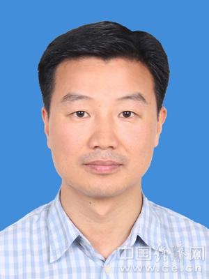 何田任銅陵市委常委、市政府黨組副書記 鄭剛?cè)问形Ｎ⒔M織部長